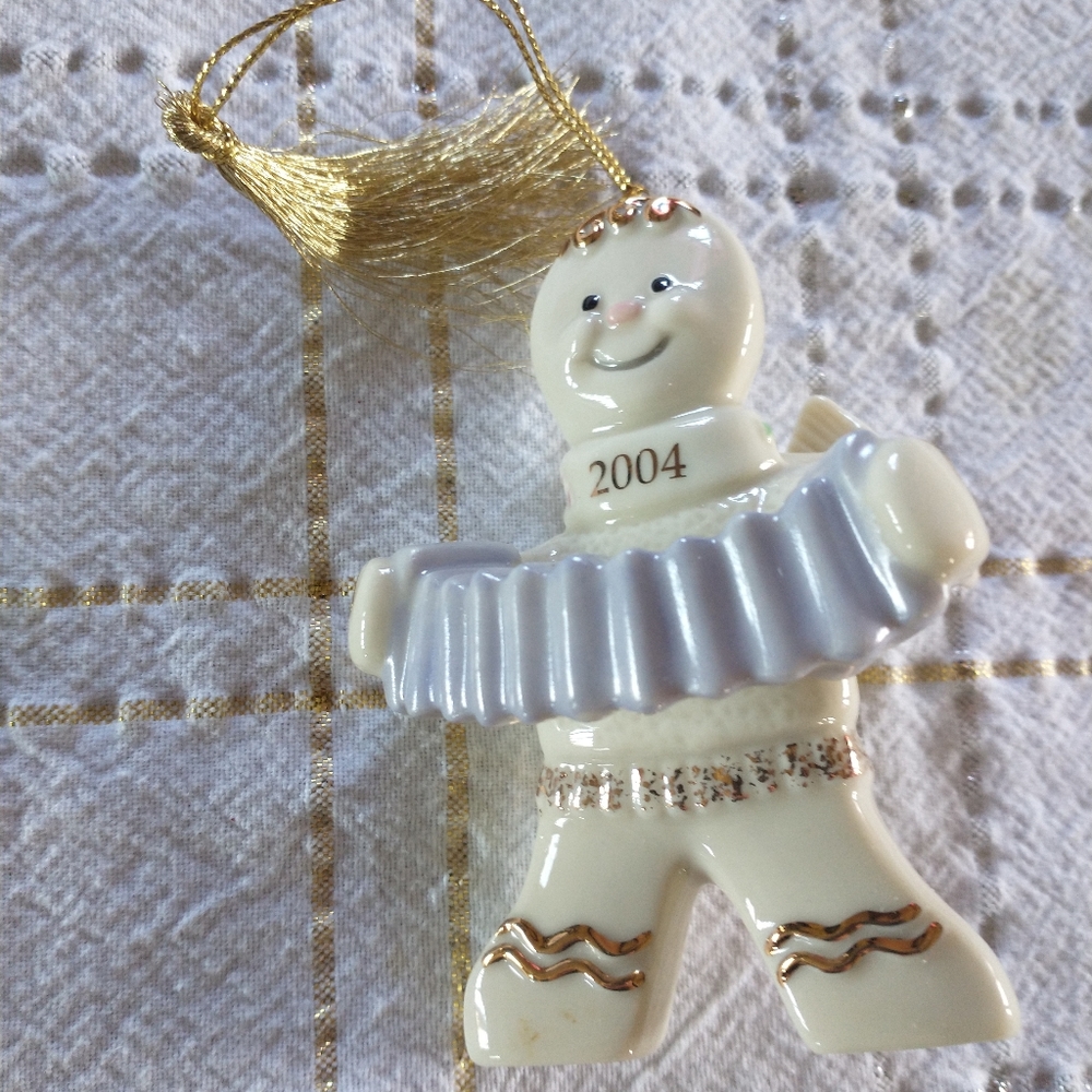 Lenox gingerbread collectible ornament